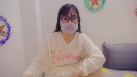 Mia online show from 5, 10, 2025