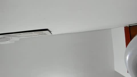 Mia Lenox online show from 5, 11, 2025