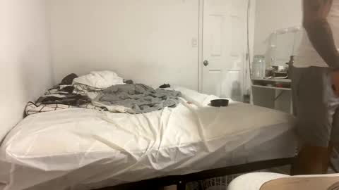 miamiclos1 online show from 10, 11, 2025