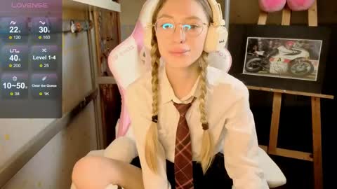 MiaMoon online show from 28, 5, 2026