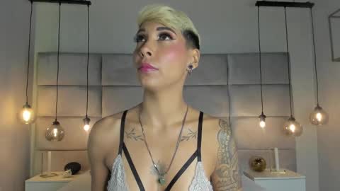 Mia Morgann online show from 30, 1, 2025