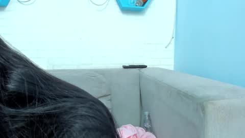 Mia Quevedo online show from 29, 1, 2025