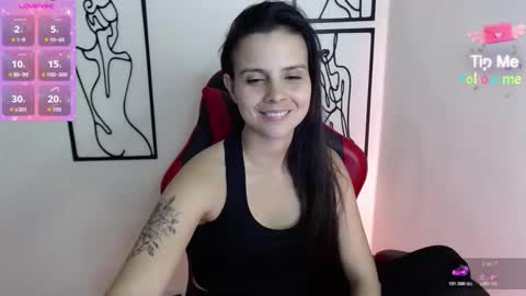 miarobinn_ online show from 6, 3, 2026