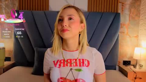 Snapshot of miaroldan chatting on 15, 9, 2025 miaroldan online show from 15, 9, 2025