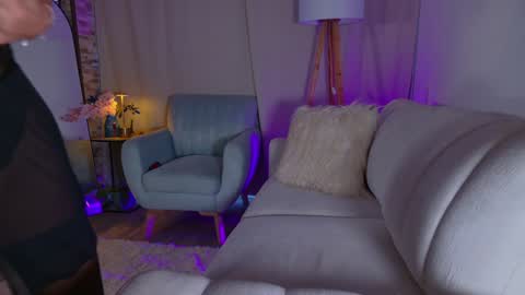 Snapshot of miarouss3 chatting on 12, 1, 2025 My name is Mia Please say hello I like to chat with you. If you have requests or dirty talk please use tip online show from 12, 1, 2025