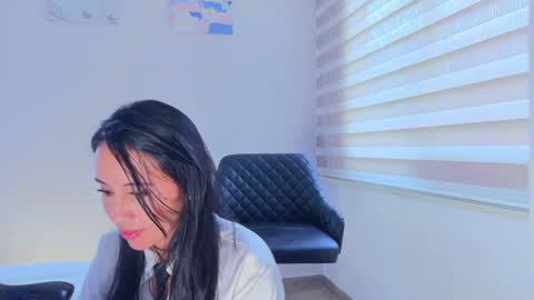 Snapshot of miarouss3 chatting on 10, 3, 2025 My name is Mia Please say hello I like to chat with you. If you have requests or dirty talk please use tip online show from 10, 3, 2025