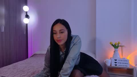 Snapshot of miarouss3 chatting on 22, 10, 2025 My name is Mia Please say hello I like to chat with you. If you have requests or dirty talk please use tip online show from 22, 10, 2025