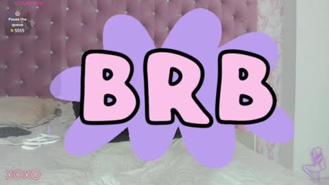 Mia  online show from 8, 1, 2025