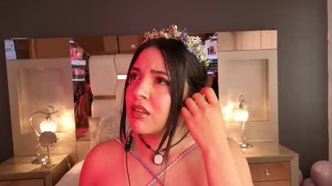 MiaHancock online show from 17, 11, 2025