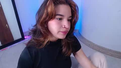 Snapshot of miascarlet_16 chatting on 20, 11, 2025 miascarlet_16 online show from 20, 11, 2025