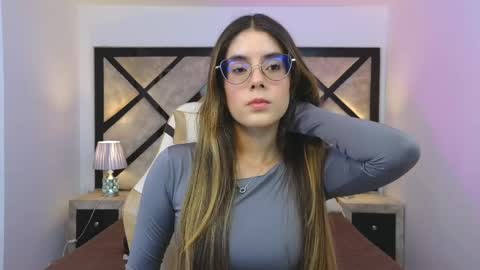 Snapshot of miasilverr chatting on 5, 6, 2026 Mia online show from 5, 6, 2026