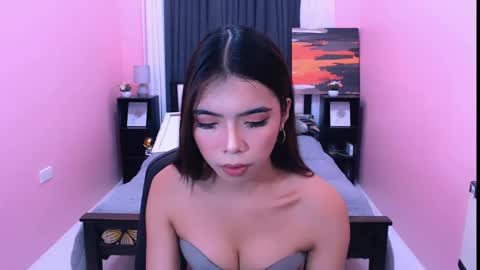 Snapshot of miasmith09 chatting on 22, 3, 2026 Pau and jence online show from 22, 3, 2026