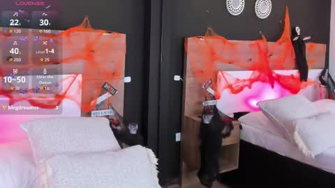 Snapshot of miataylorsweet chatting on 31, 10, 2025 Mia online show from 31, 10, 2025