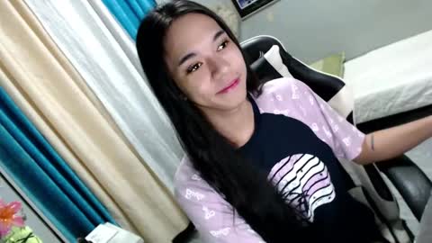 Mia online show from 7, 1, 2025