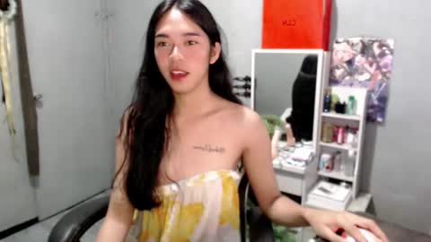 Mia online show from 10, 3, 2026