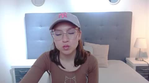 mia vega online show from 6, 1, 2026