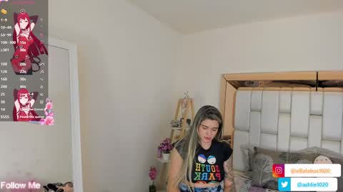 Mia Villalobos online show from 3, 3, 2025