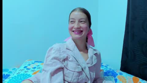 Snapshot of miavolkova_ chatting on 24, 4, 2026 Chloe online show from 24, 4, 2026