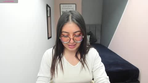 Snapshot of miawils_ chatting on 5, 2, 2025 M I A W I L S online show from 5, 2, 2025