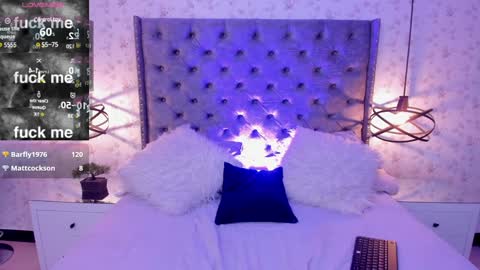 Mia winx  online show from 13, 12, 2024