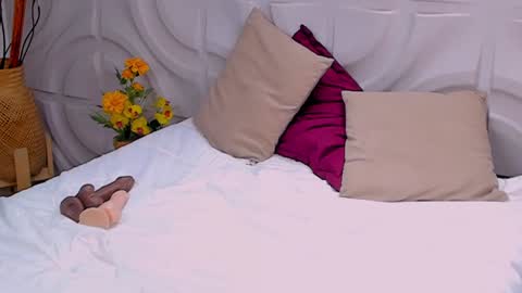 Mia online show from 12, 1, 2025