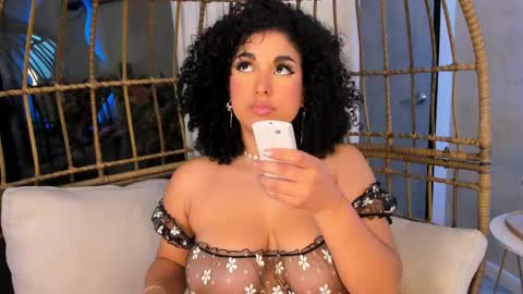 Mia online show from 21, 2, 2025