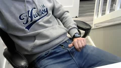 Snapshot of mic6969mic chatting on 28, 1, 2025 mic6969mic online show from 28, 1, 2025