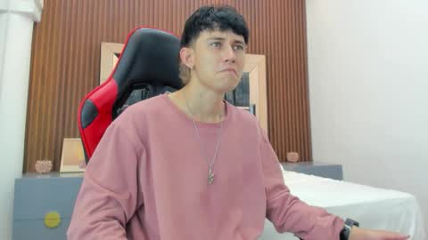 Snapshot of michaeel_blue chatting on 11, 10, 2025 Michael online show from 11, 10, 2025