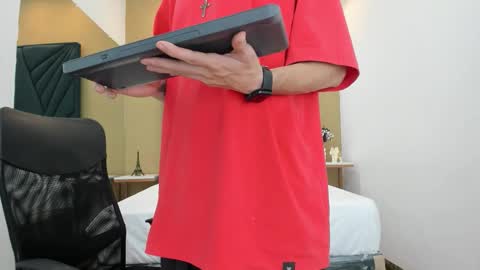 Snapshot of michaeel_blue chatting on 13, 3, 2026 Michael online show from 13, 3, 2026