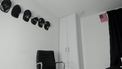 Snapshot of michael_boy88_ chatting on 28, 2, 2025 Michael Boy online show from 28, 2, 2025