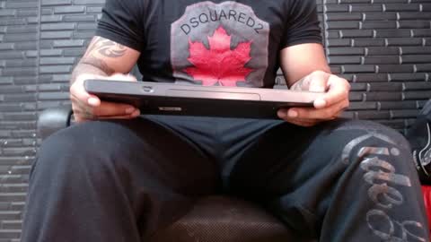 Snapshot of michael_daviss1 chatting on 28, 1, 2025 Michael Daviss online show from 28, 1, 2025