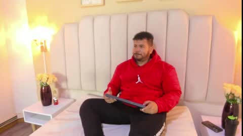 Snapshot of michael_hill1 chatting on 3, 10, 2025 MICHAEL online show from 3, 10, 2025