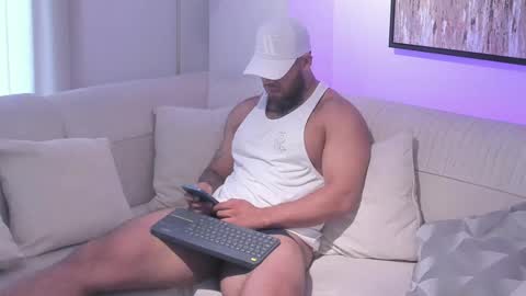 Snapshot of michael_salens chatting on 13, 2, 2025 Michael Salens independent model online show from 13, 2, 2025