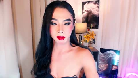 michaelagoddess online show from 16, 12, 2025