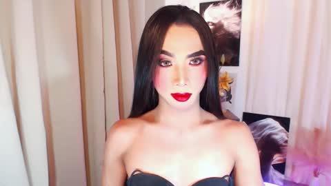 michaelagoddess online show from 18, 12, 2025