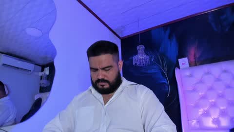 Michael online show from 1, 2, 2025