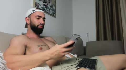 MichaelEvansx online show from 5, 12, 2025