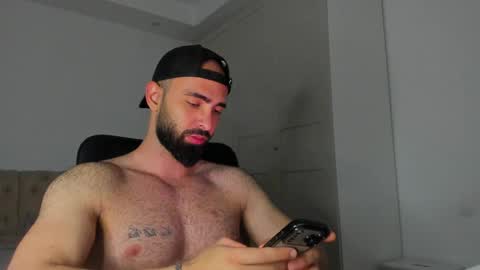 Snapshot of michaelevansx chatting on 9, 5, 2026 MichaelEvansx online show from 9, 5, 2026