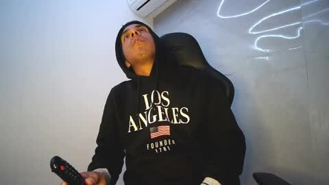 Michael online show from 15, 10, 2025