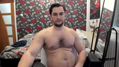 michaelragnar90 online show from 8, 1, 2025