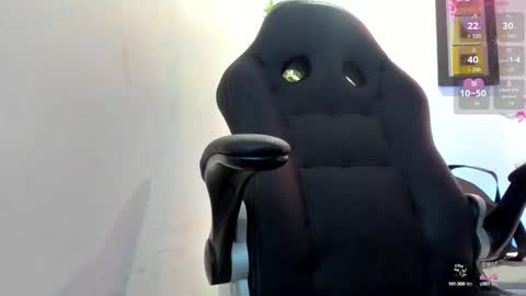 michel_lopez18 online show from 7, 10, 2025