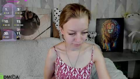 Snapshot of michelle_blond chatting on 23, 9, 2025 michelle_blond online show from 23, 9, 2025