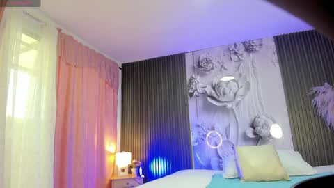 michellepreston_ online show from 6, 4, 2026