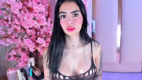 Michelle  online show from 24, 11, 2025