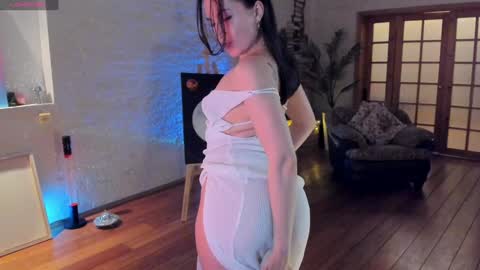 Michi online show from 1, 2, 2025
