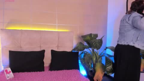 Snapshot of michonne_09 chatting on 10, 11, 2025 michonne_09 online show from 10, 11, 2025