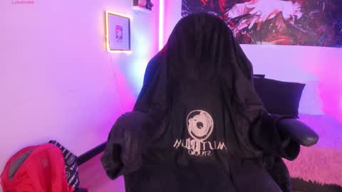 Snapshot of michonne_09 chatting on 22, 11, 2025 michonne_09 online show from 22, 11, 2025