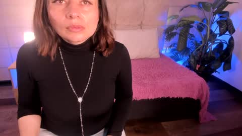 Snapshot of michonne_09 chatting on 27, 5, 2026 michonne_09 online show from 27, 5, 2026