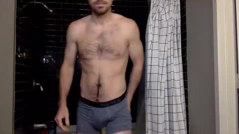 Snapshot of mickey_mic chatting on 22, 10, 2025 mickey_mic online show from 22, 10, 2025