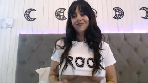 Snapshot of mickystrumia chatting on 7, 6, 2026 mickystrumia online show from 7, 6, 2026